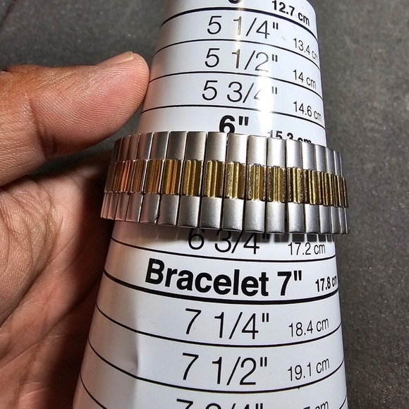 Vintage Timex Mechanical Wind Mens Watch Silver Gold Tone Date Just Working T 33 - Picture 10 of 10